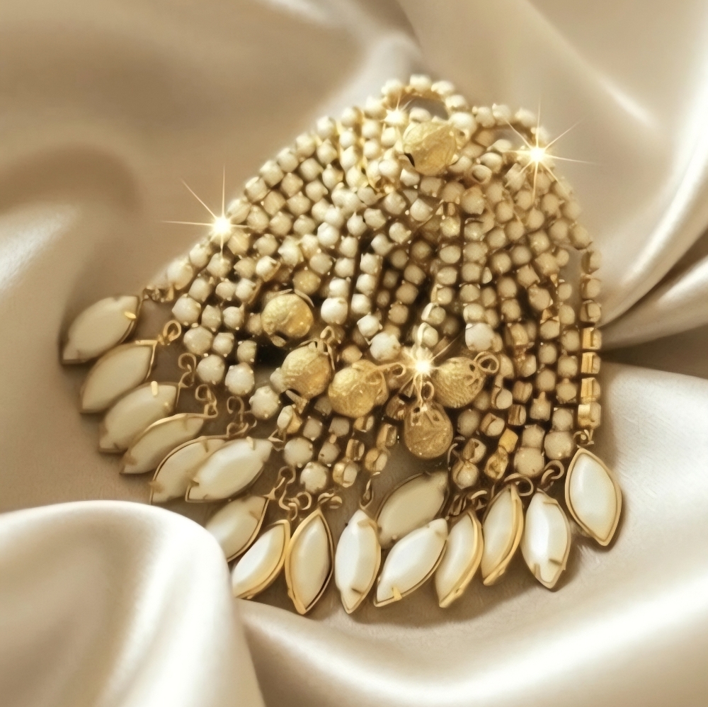 Striking Vintage White and Gold Statement Pin - Elegant - Unusual - Dramatic!